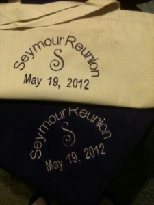 Seymour Reunion Tote Bag and Matching Blanket